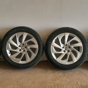 Lexus RX 350 disga 20 lyk.