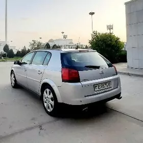 Opel Signum 2003