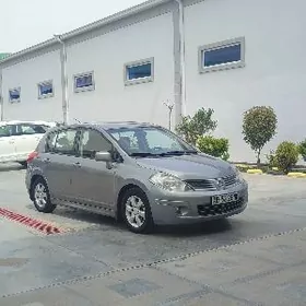 Nissan Versa 2010