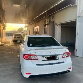 Toyota Corolla 2013