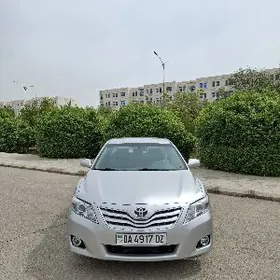 Toyota Camry 2010