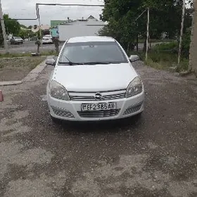 Opel Astra 2008