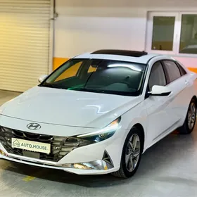Hyundai Elantra 2022