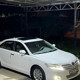 Toyota Camry 2008