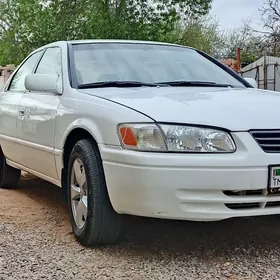 Toyota Camry 1998