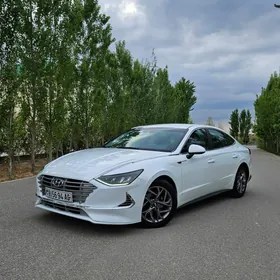 Hyundai Sonata 2022