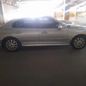 hyundai sonata karobka