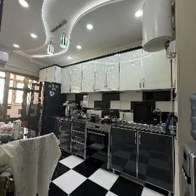 Gowdan B 12/10 etaz 3 komnat