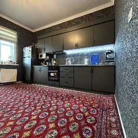 Mir 8/5  7 etazy 2 komnat 82m²