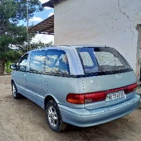 Toyota Previa 1991