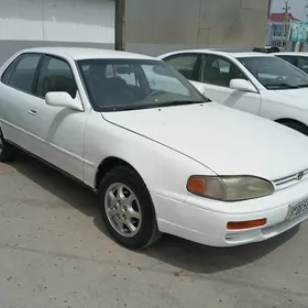 Toyota Camry 1995