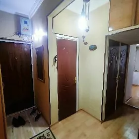 11 Мкр. - 3 комнаты 