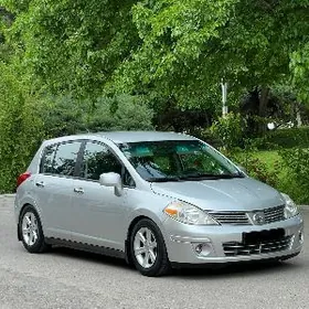 Nissan Versa 2010
