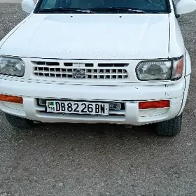 Nissan Pathfinder 1998