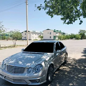 Mercedes-Benz E320 2002