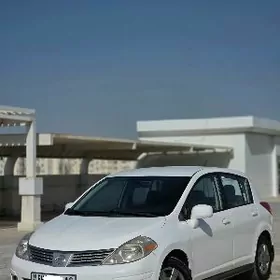 Nissan Versa 2010