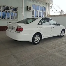Toyota Camry 2003