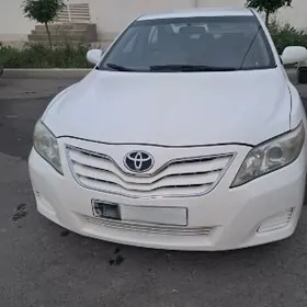 Toyota Camry 2010