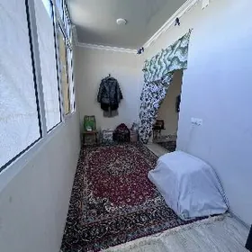 Кв. 233, 2 этаж, 1 комната.