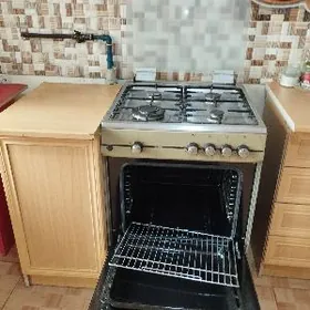 Газ плита " Vestel"