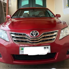 Toyota Camry 2010
