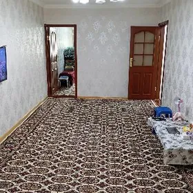 10 mkr 2 komnat 2 etaž