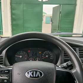 Kia Bongo 2021