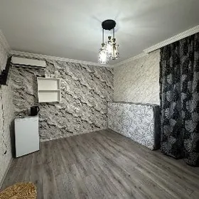 9 MKR  3 ETAJ 3 KOMNAT