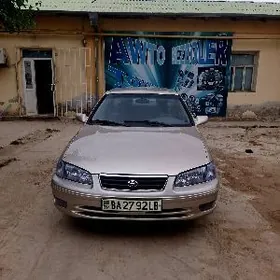 Toyota Camry 2001