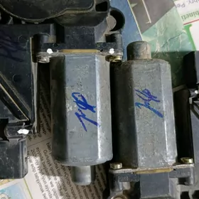 mersedes 210 matorçik