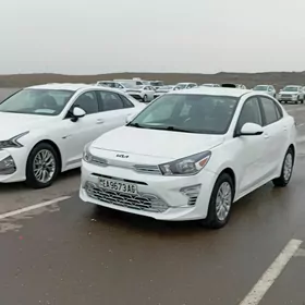 Kia Rio 2021