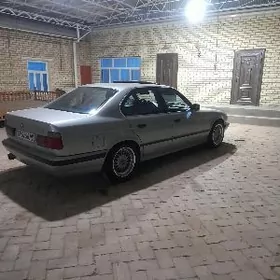 BMW 525 1992