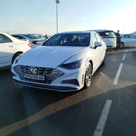 Hyundai Sonata 2021