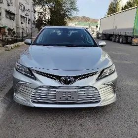 Toyota Camry 2022