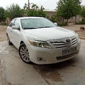 Toyota Camry 2010