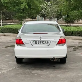 Toyota Camry 2005