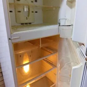 холодильник Vestel