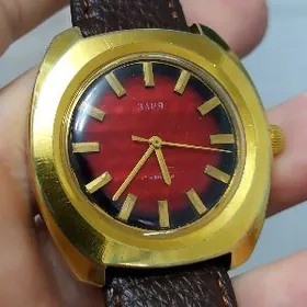 Sagat Часы ЗАРЯ