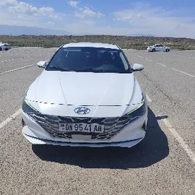 Hyundai Elantra 2021