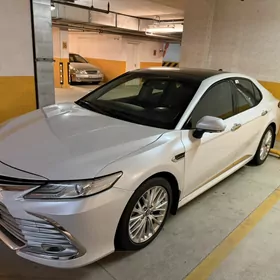 Toyota Camry 2018