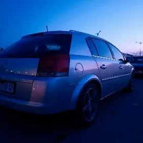 Opel Signum 2003