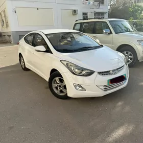 Hyundai Elantra 2011