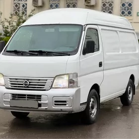 Nissan Urvan 2004