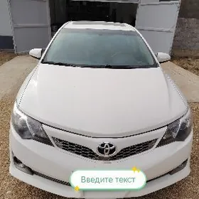 Toyota Camry 2012