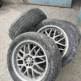 Teker ( диска + покрышка)