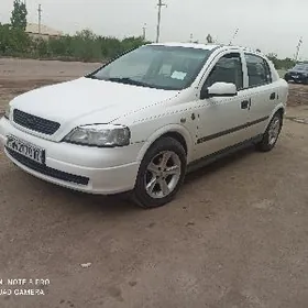 Opel Astra 2000