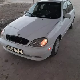 Daewoo Lanos 2000