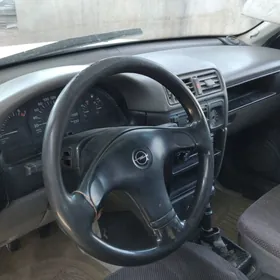 Opel Vectra 1992