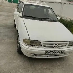 Opel Astra 1996