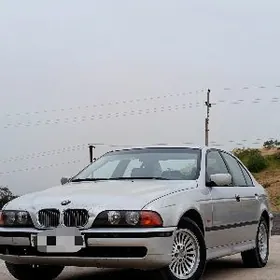 BMW E39 1999